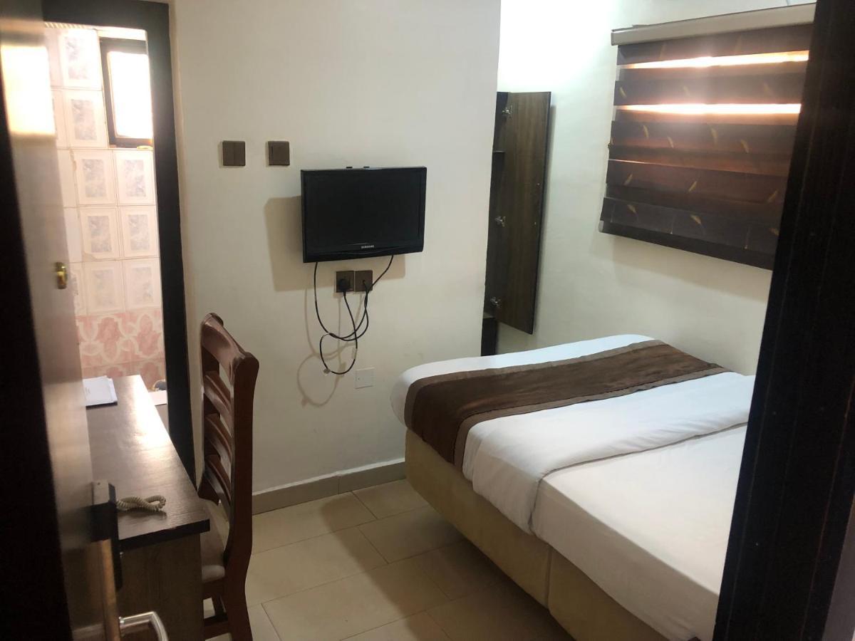 Roban Hotels Limited Enugu Exterior foto